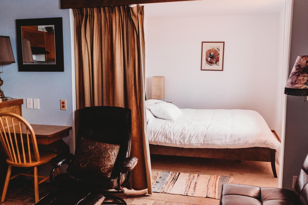 Sointula The Oceanfront Hotel מראה חיצוני תמונה